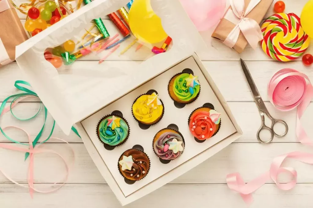 Cupcake Box with Inserts